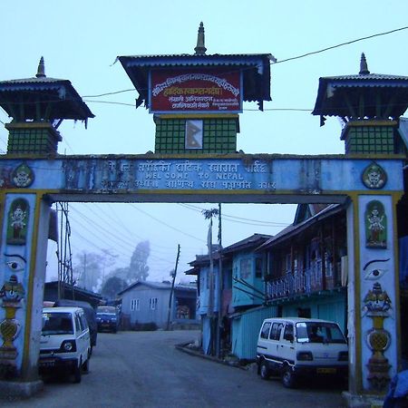 V Resorts Dudhwa Wilderness Camp Lakhimpur Exterior photo